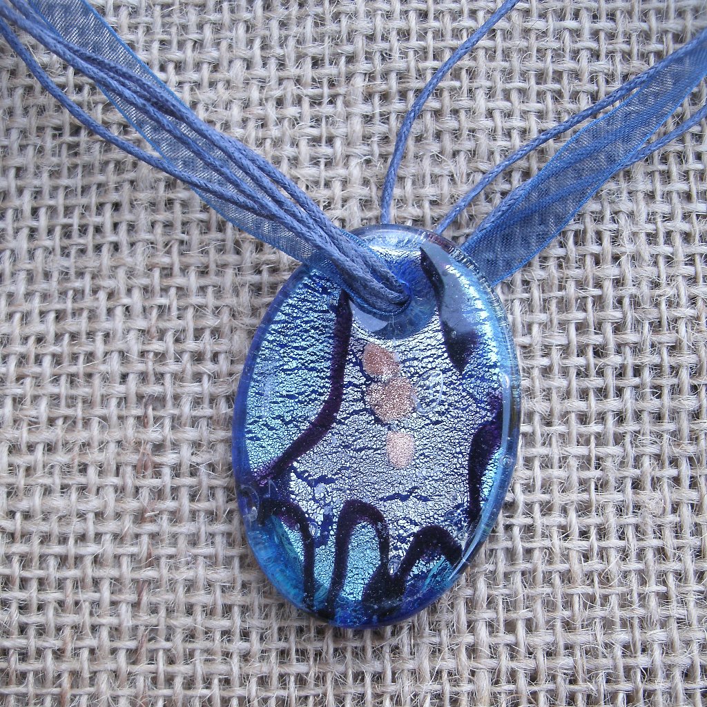 Murano Glass Oval Pendant Necklace 18$
